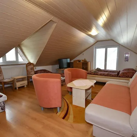 Dreveník Casa de hóspedes *